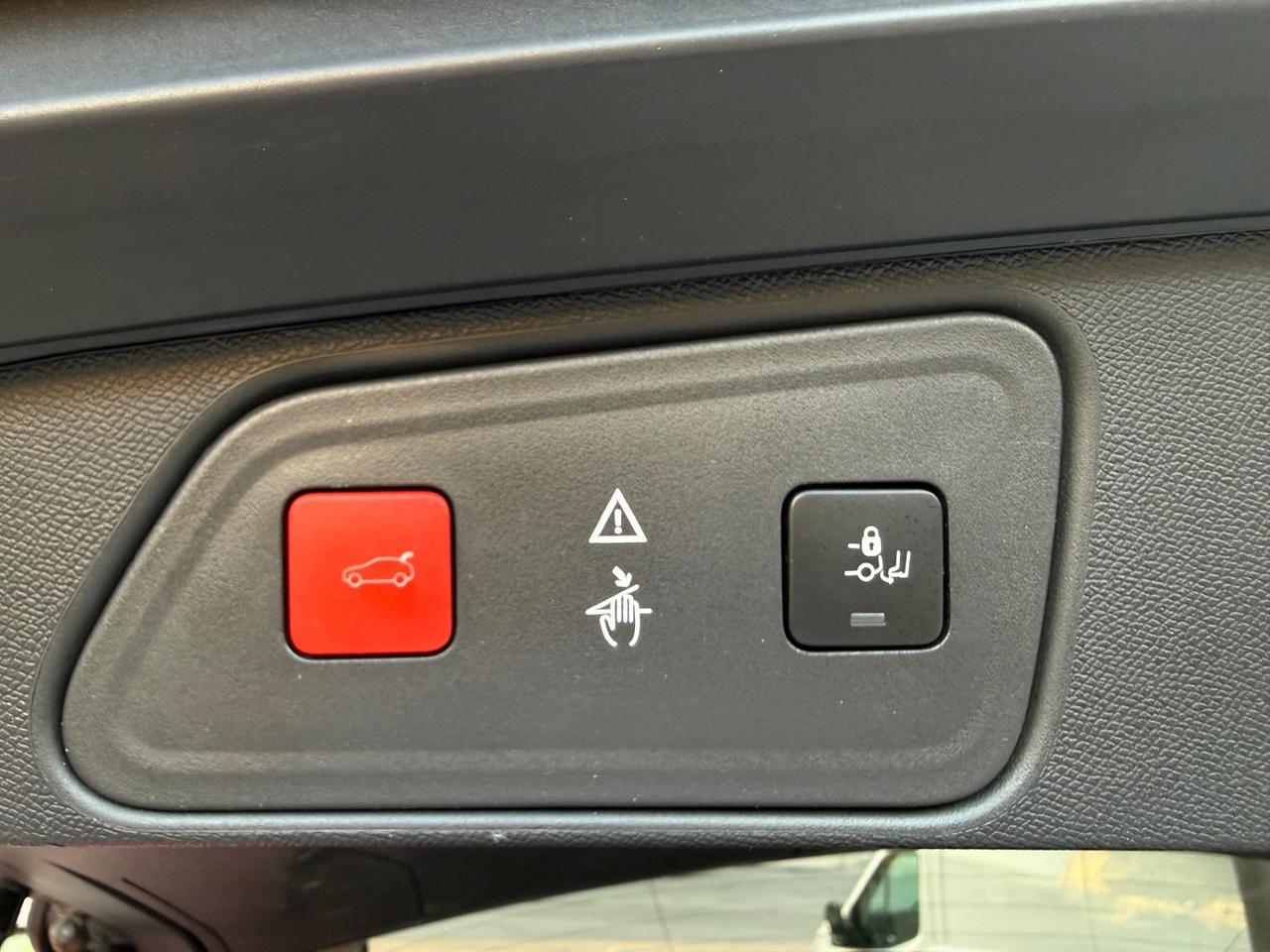 Peugeot 3008 KM. 85.000! GT LINE HDi 130 HP