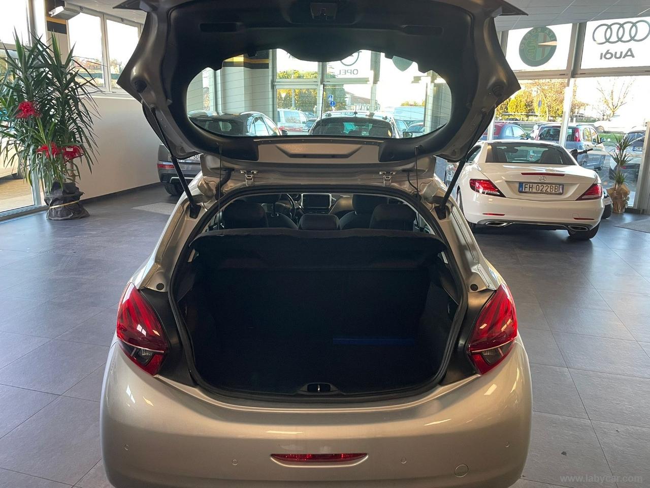 PEUGEOT 208 BlueHDi 75 5p. Allure