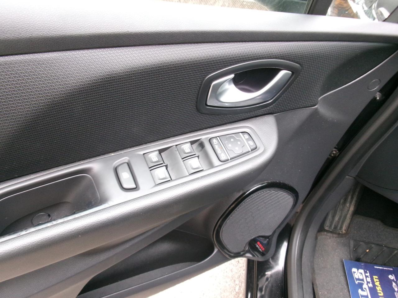 Renault Clio 1.5 DCI 90CV E6 ENERGY INTENS EDC CAMBIO AUTOMATIC