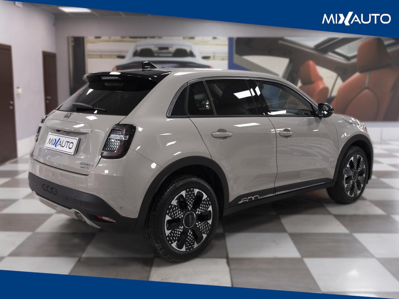 Fiat 600 1.2 Hybrid La Prima 110CV Auto