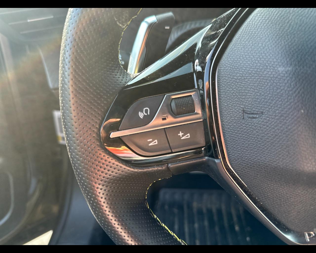 PEUGEOT 2008 II 2020 - 2008 1.2 puretech GT Pack s&s 130cv eat8