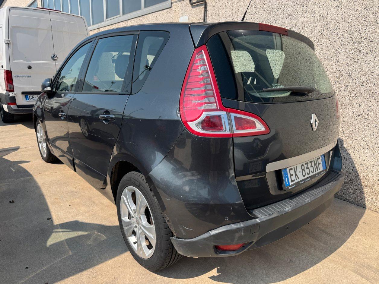 Renault Scenic X-Mod 1.5 dci Dynamique 110cv