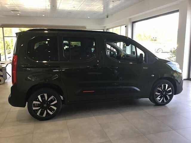 Citroen Berlingo Max 1.5 BlueHDi 130 cv EAT8 - Nuovo