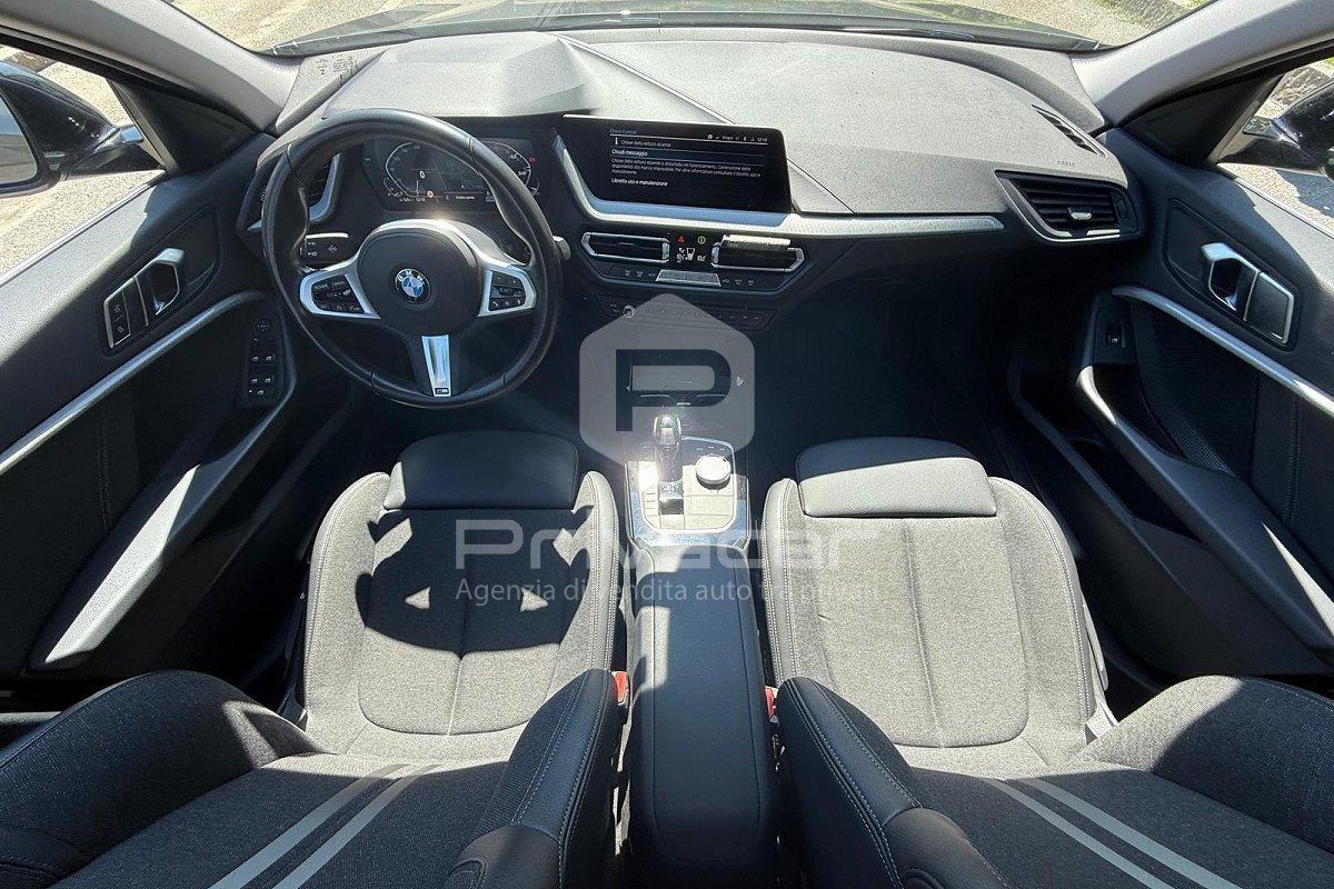 BMW 118i 5p. Business Advantage