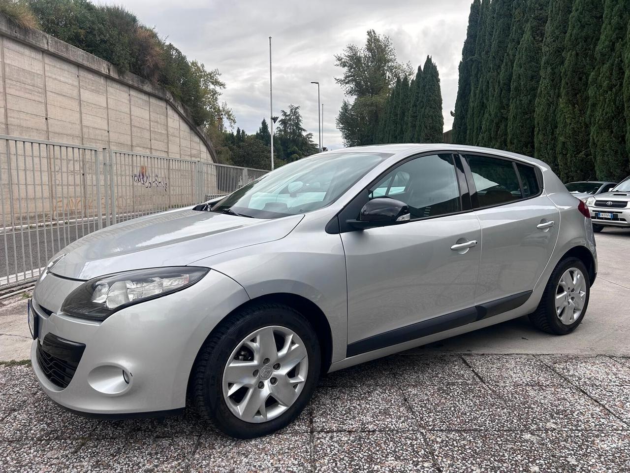 Renault Megane Mégane 1.5 dCi 110CV EDC Attractive