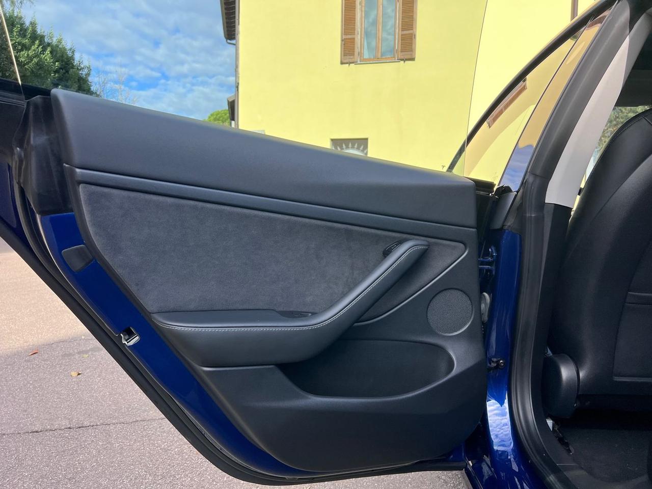 Tesla Model 3 -- Standard Range Plus #7952