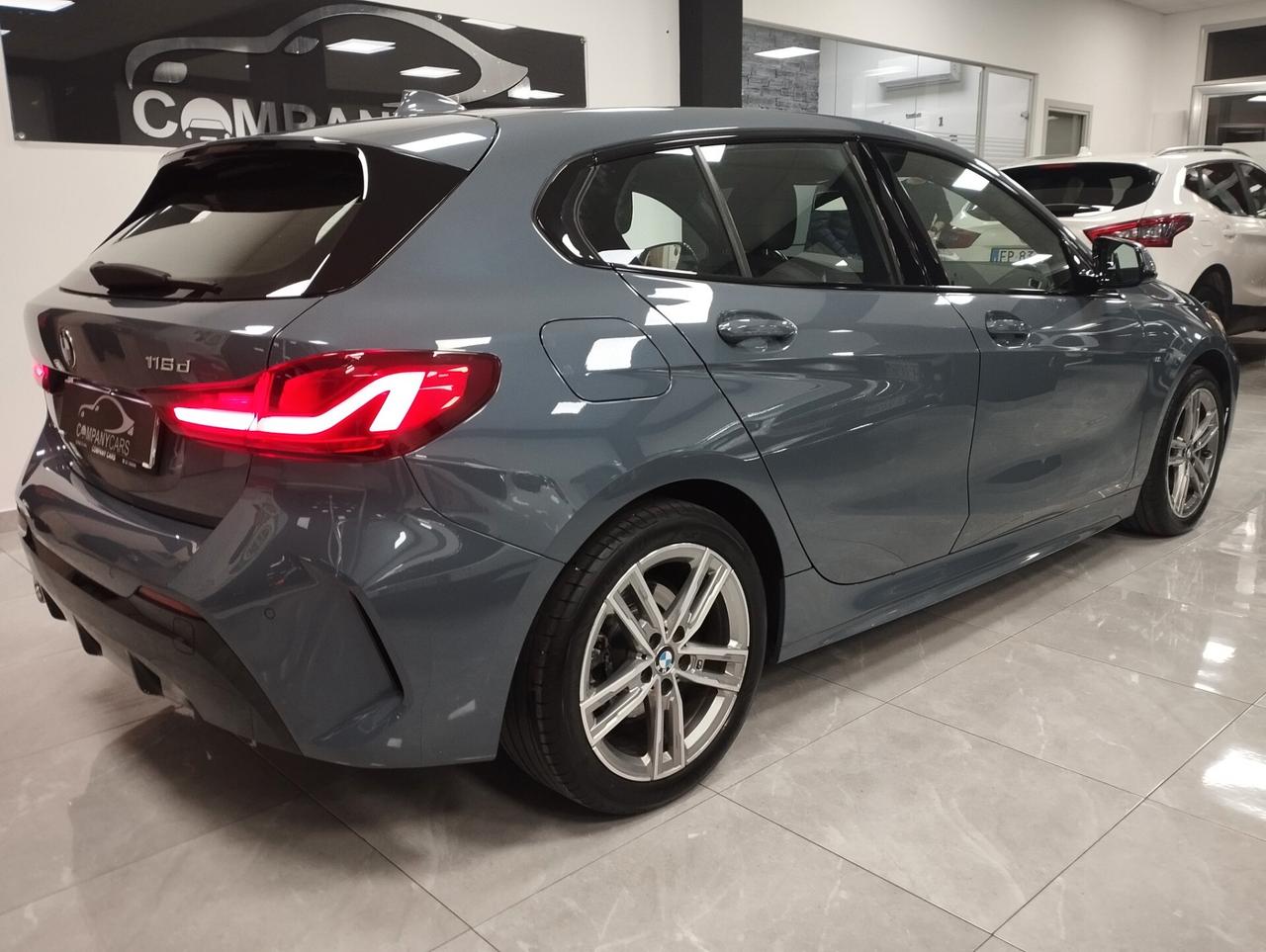 Bmw 116 116d 5p. Msport