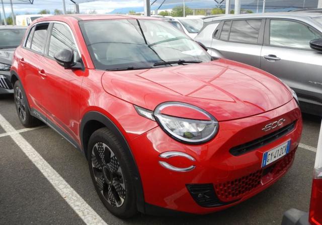 FIAT 600 Hybrid 110 CV DCT MHEV La Prima