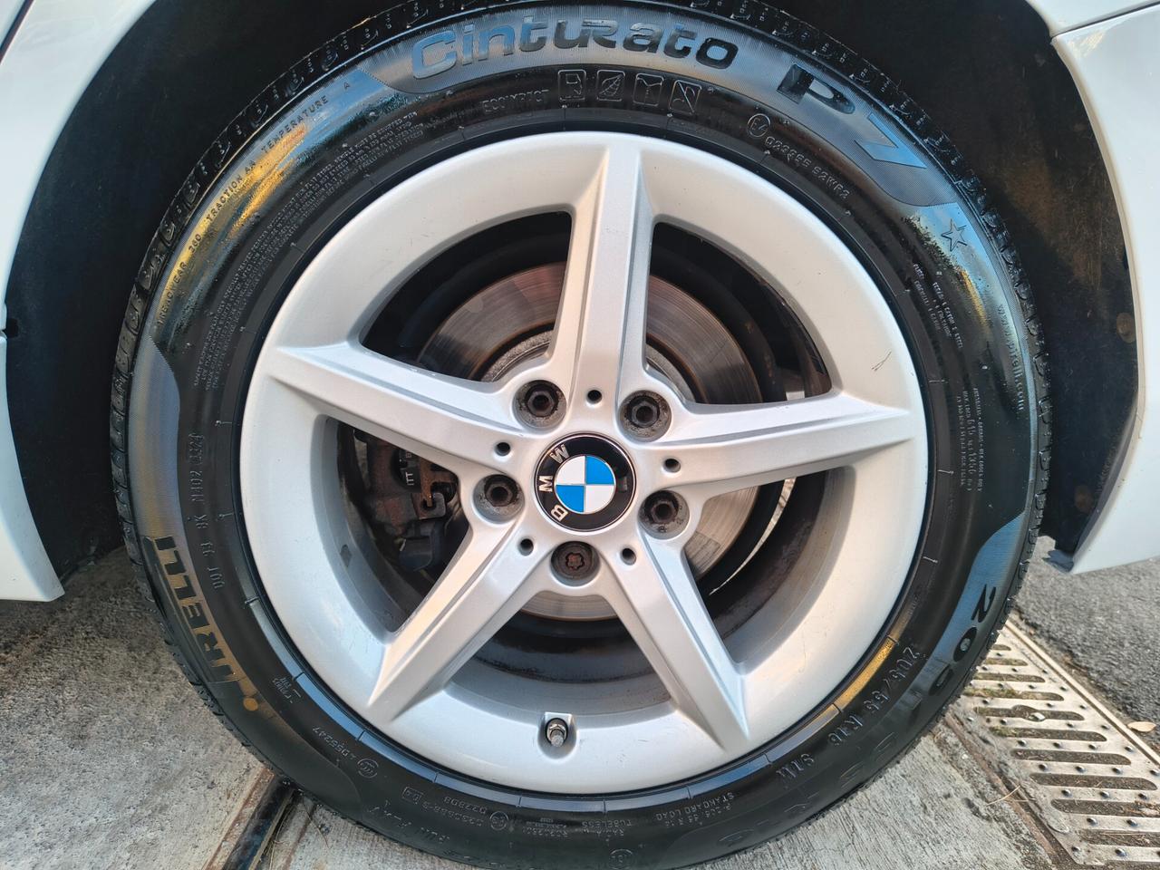 BMW SERIE 1 116 DIESEL SPORT 130.000 KM 2016