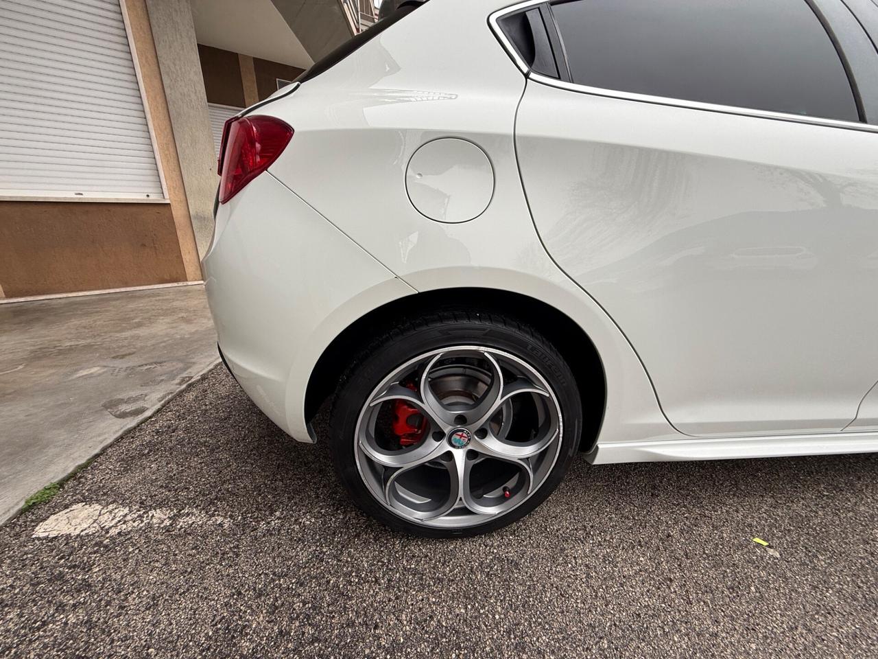Alfa Romeo Giulietta 2.0 JTDm-2 175 CV TCT Quadrifoglio