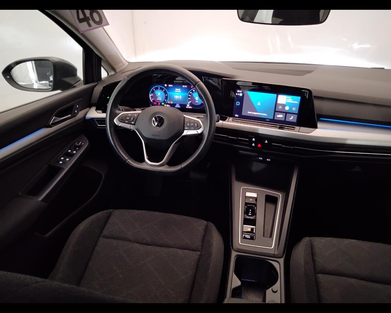 VOLKSWAGEN Golf VIII 2020 - Golf 2.0 tdi Life 115cv dsg