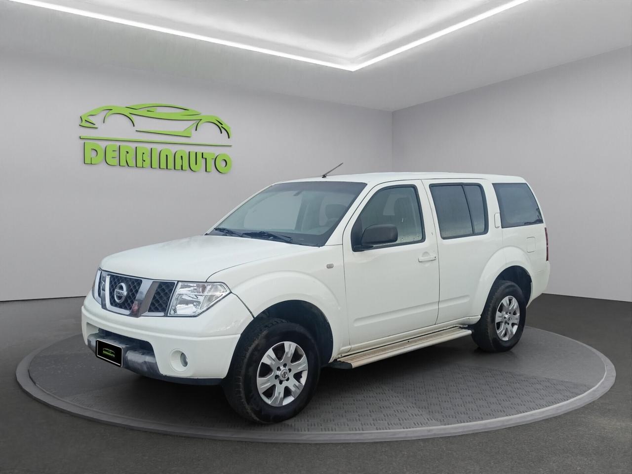 Nissan Pathfinder 2.5 dCi XE