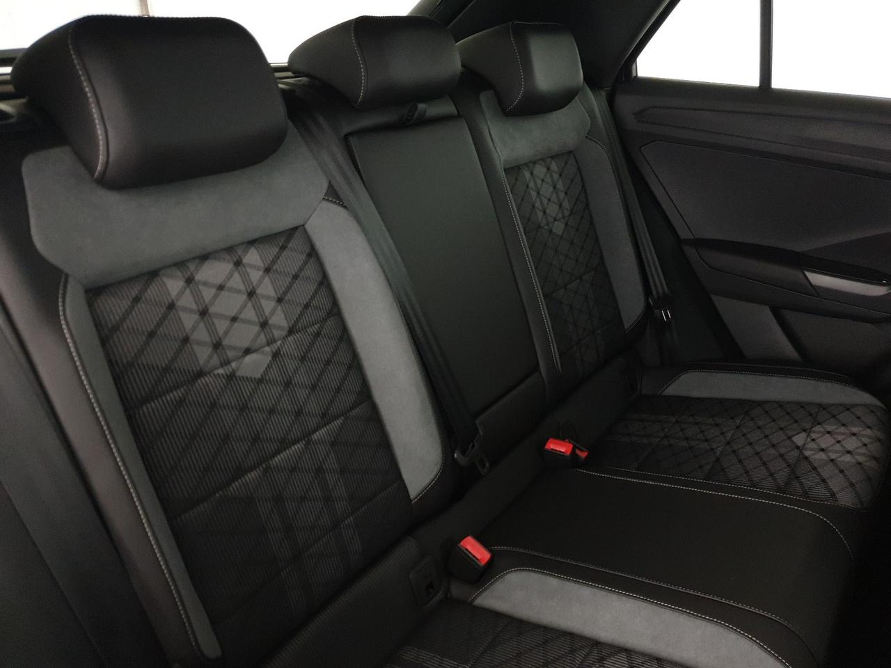 Volkswagen T-Roc 1.5 tsi r-line plus dsg