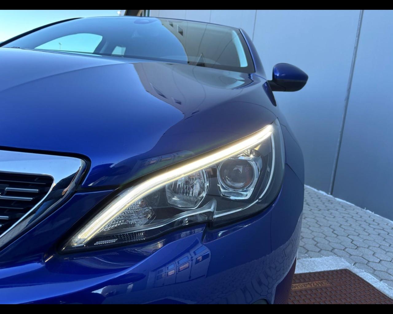 PEUGEOT 308 II 2018 - 308 5p 1.5 bluehdi Allure s&s 130cv