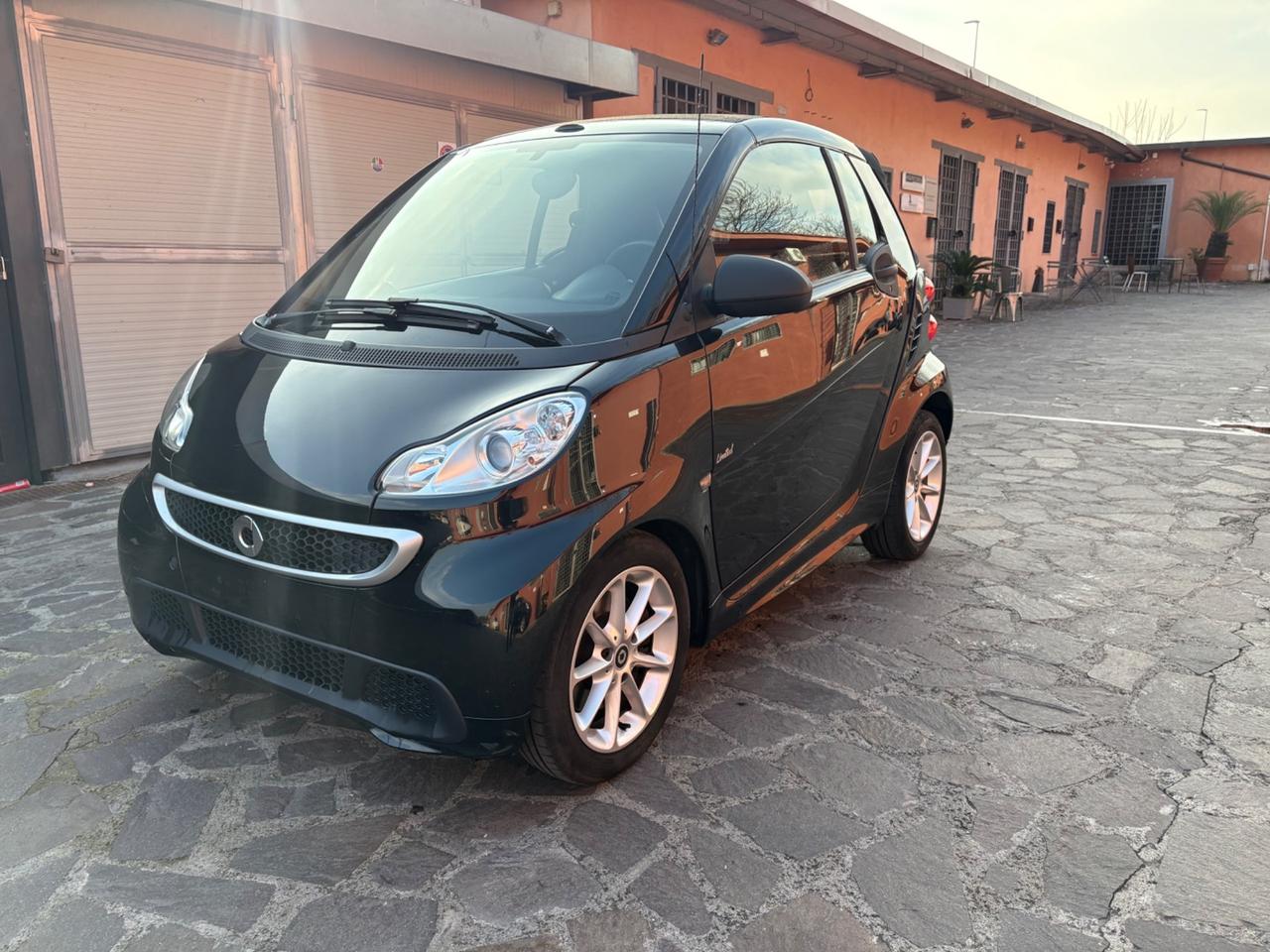 Smart ForTwo 1000 62 kW cabrio passion