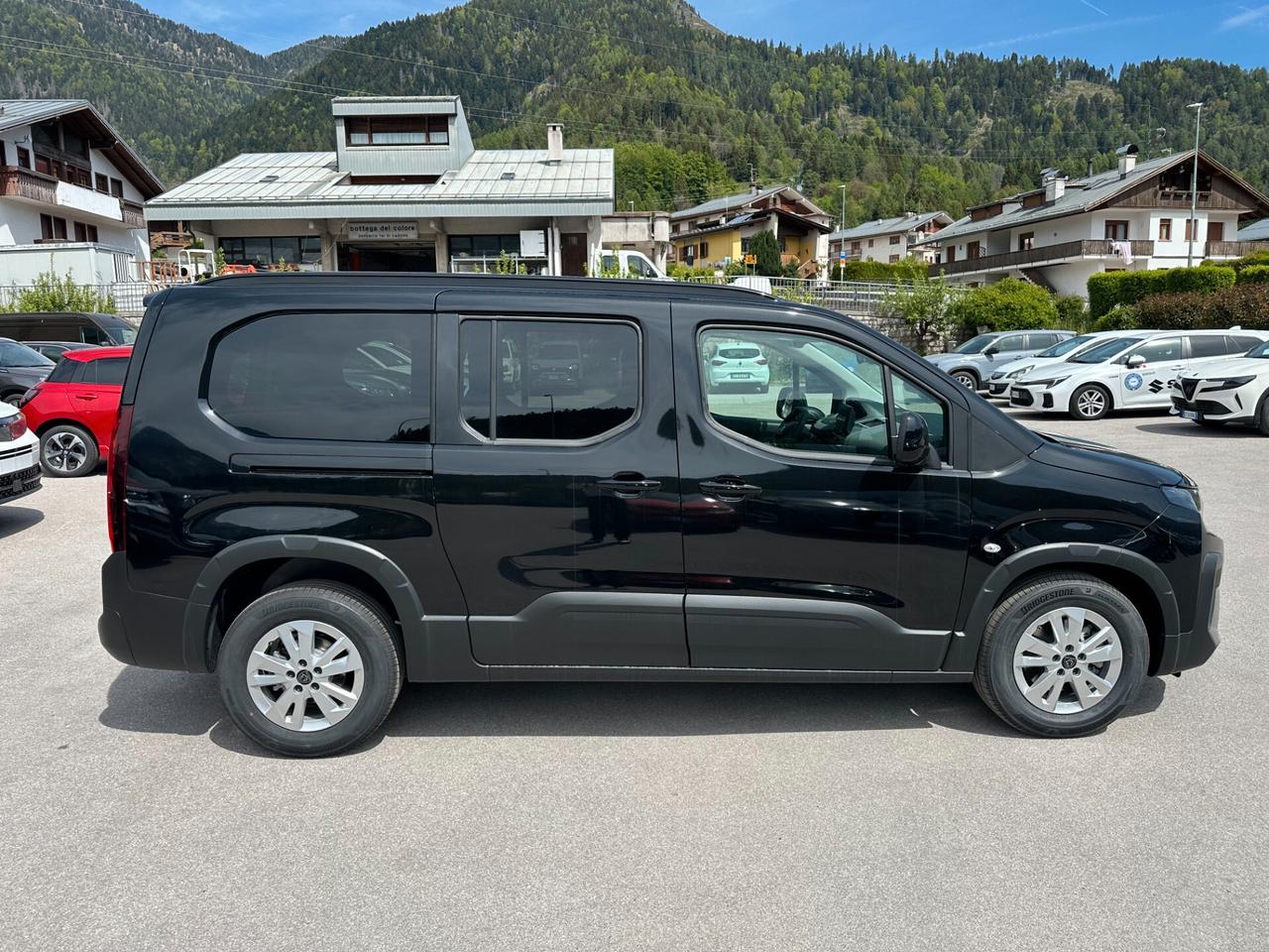 Peugeot Rifter Mix BlueHDi 1.5 100 S&S Allure Standard