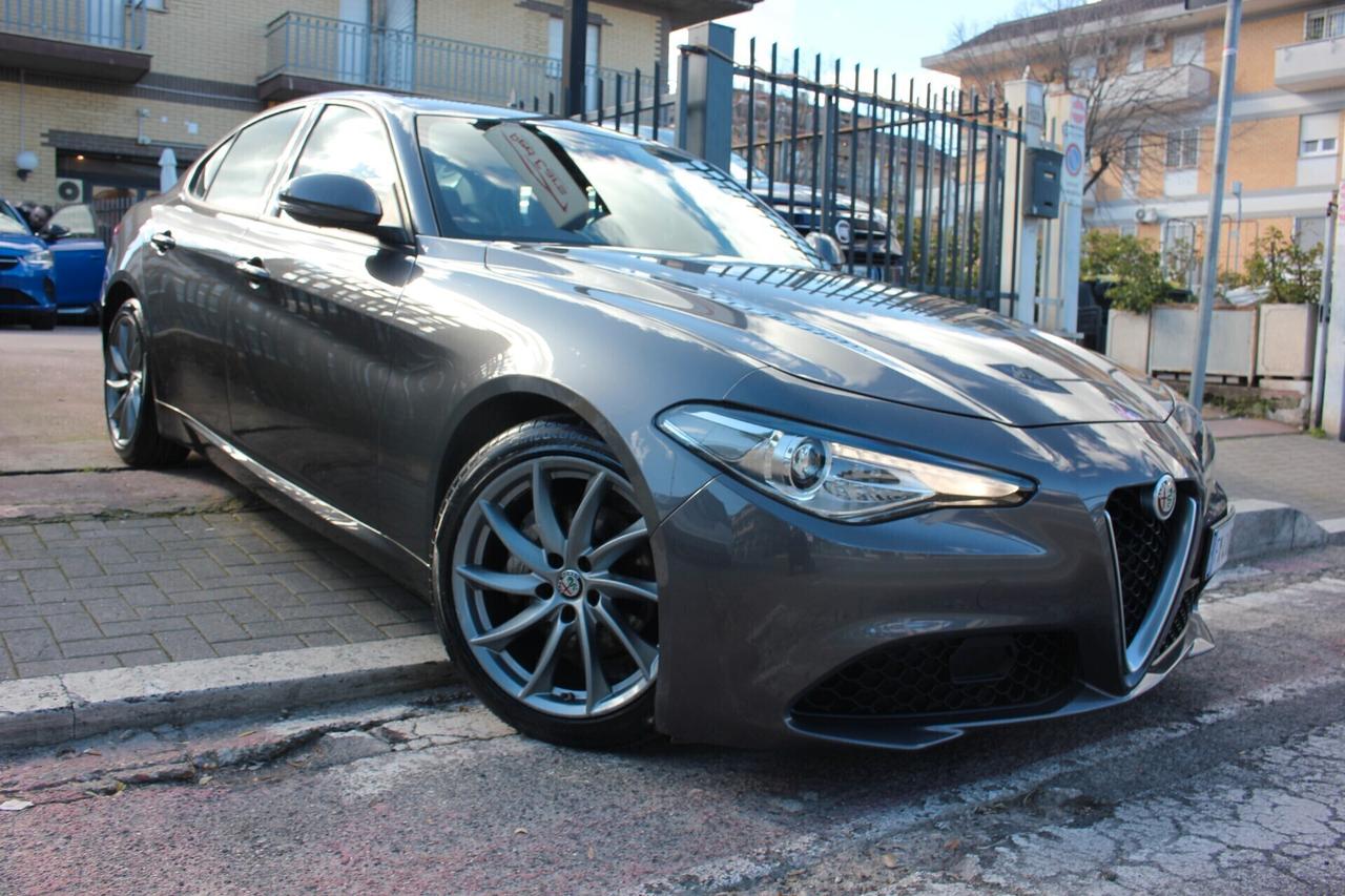 ALFA ROMEO GIULIA SUPER-AT8-160cv*PREZZO VERO* TAGLIANDO ALFA-UNIPRO' PELLE
