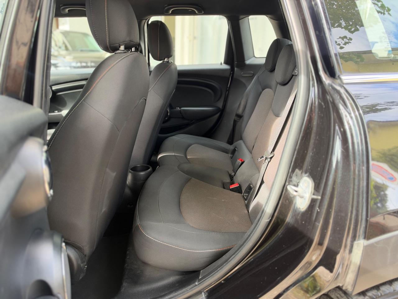 Mini 1.5 One D Hype 5 porte Neopatentati