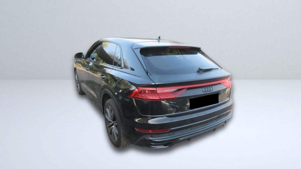Audi Q8 45 TDI 231 cv quattro tiptronic S Line Identity Black