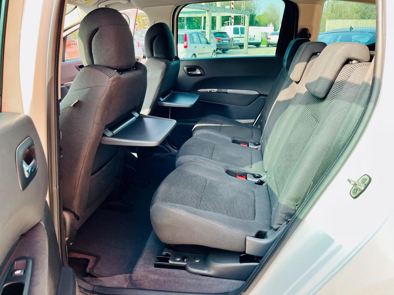 Peugeot 5008 BlueHDi 120 S&S Allure