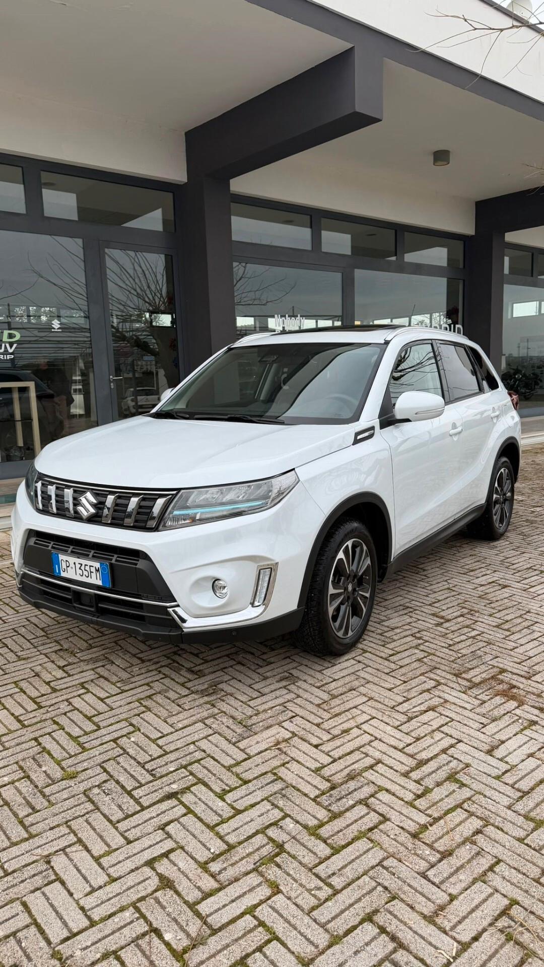Suzuki Vitara 1.5 140V Hybrid A/T Starview
