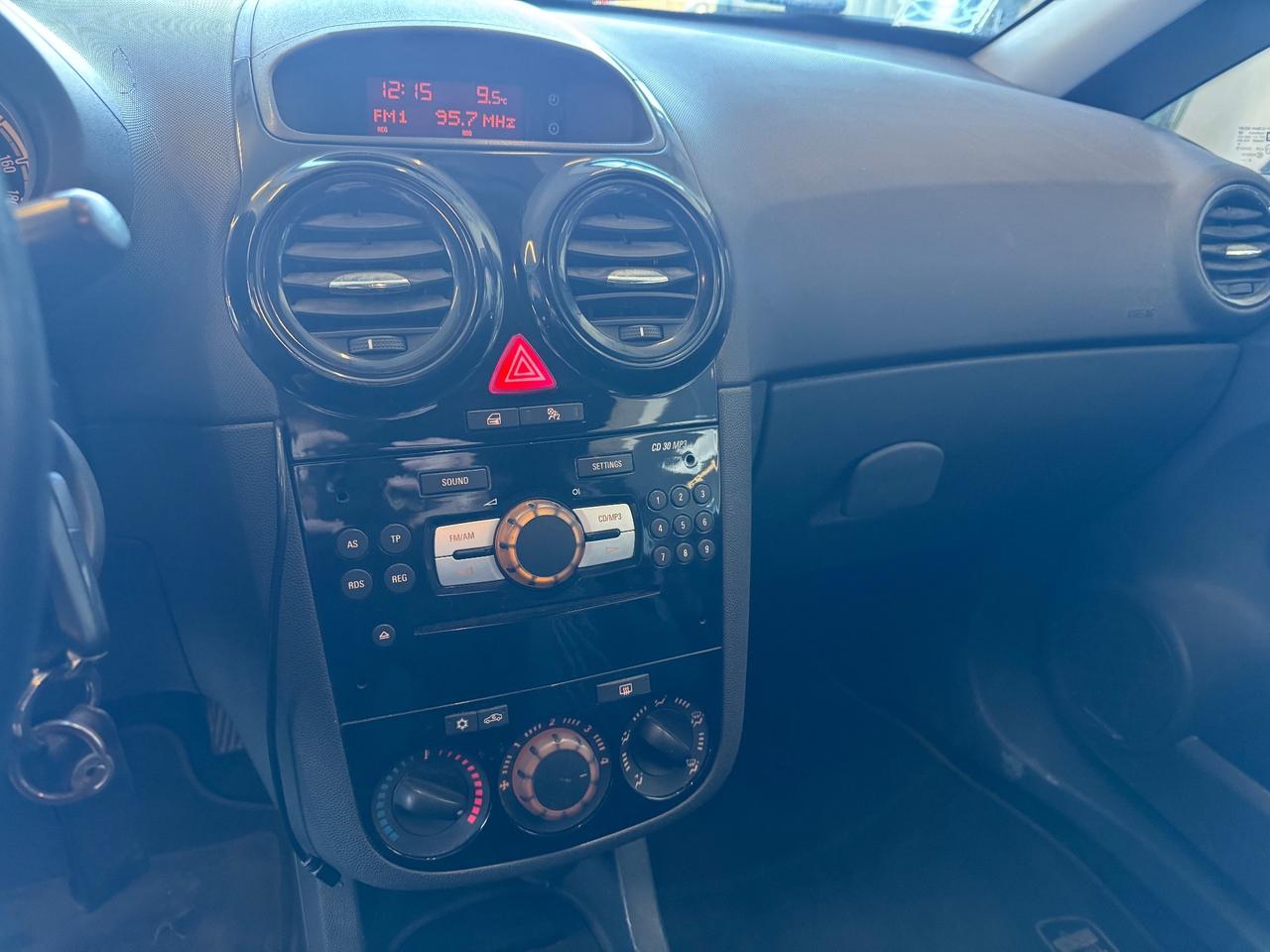 Opel Corsa 1.2 3 porte 123.000KM NEOPATENTATI