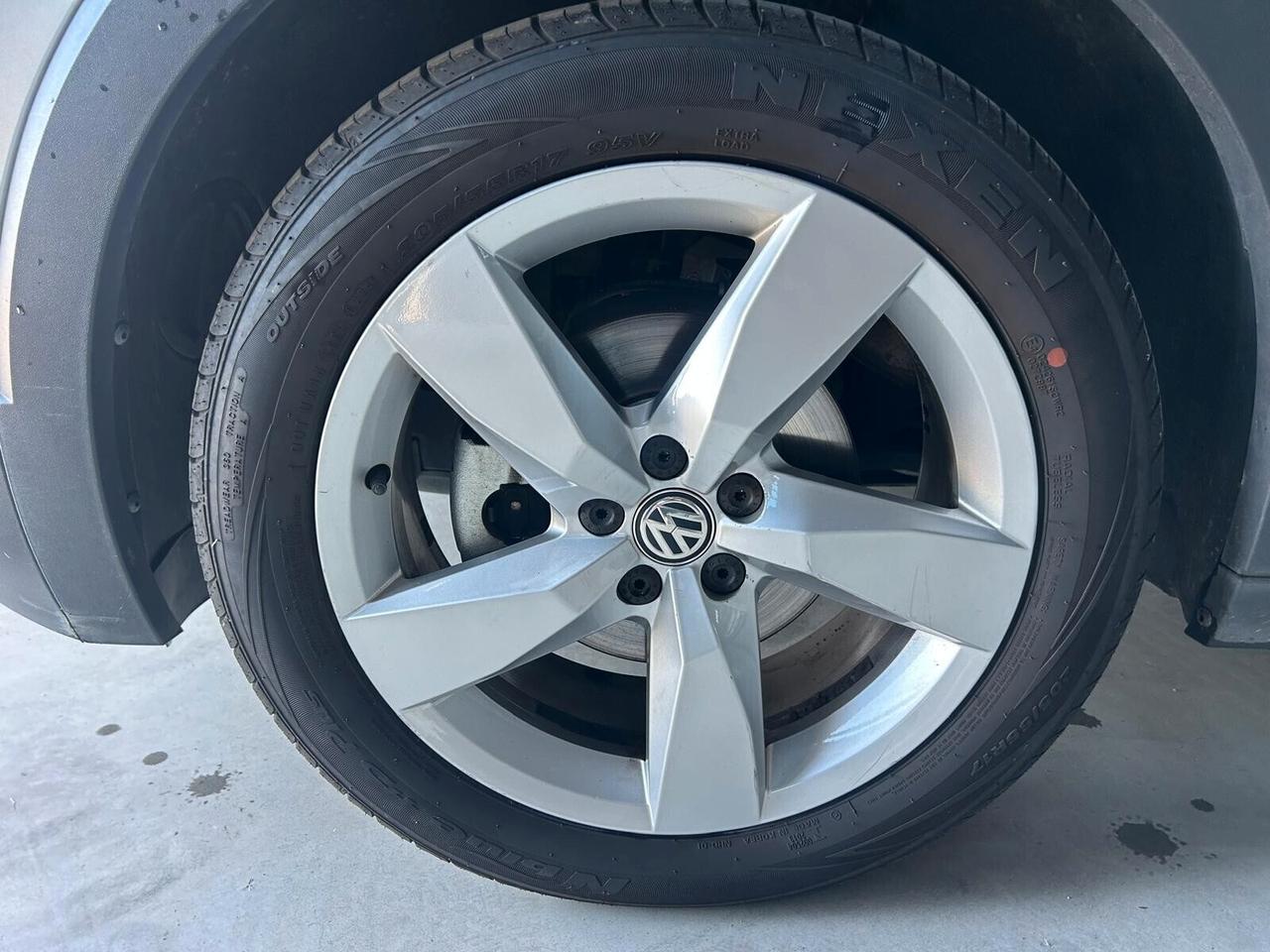 Volkswagen T-Cross 1.0 TSI Style BMT First Edition PREZZO REALE OK NEOPATENTATI