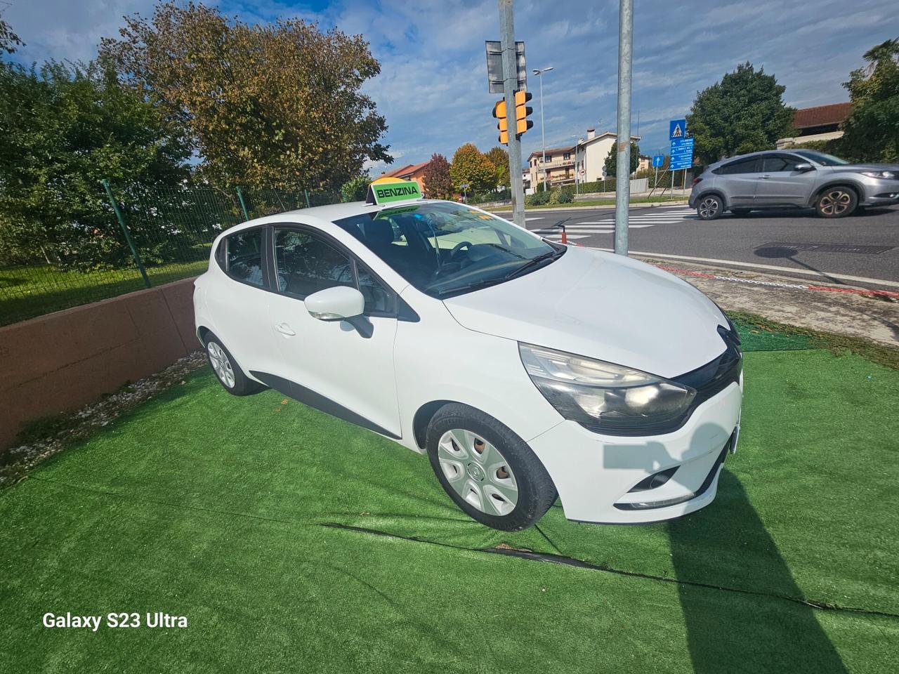 Renault Clio 1.2 75CV 5 porte Life