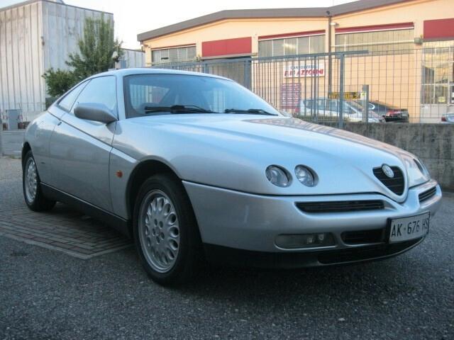 Alfa Romeo GTV Spider 2.0i 16V Twin Spark cat L