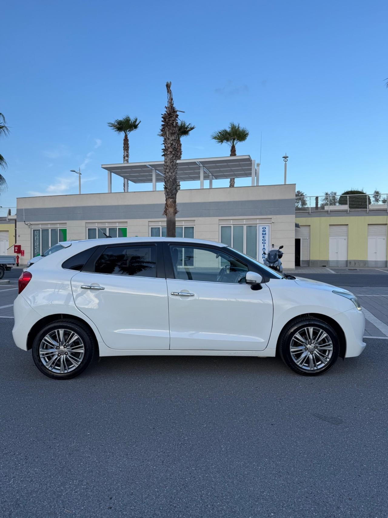Suzuki Baleno 1.2 VVT Dualjet B-Top