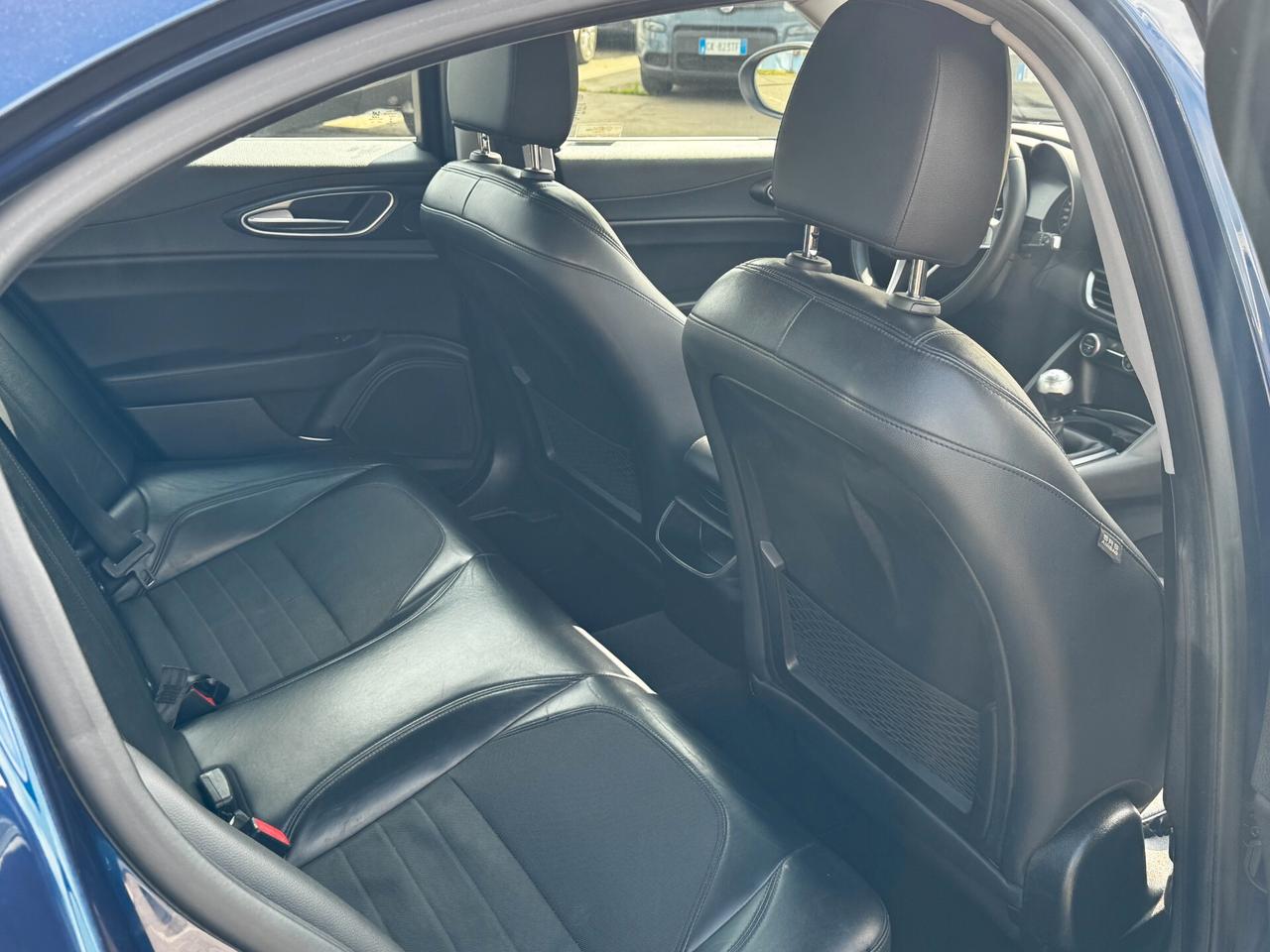 Alfa Romeo Giulia 2.2 Turbodiesel 180 CV Super