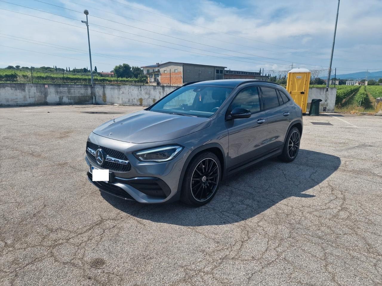 Mercedes-benz GLA 200d Automatic Premium Plus Tetto