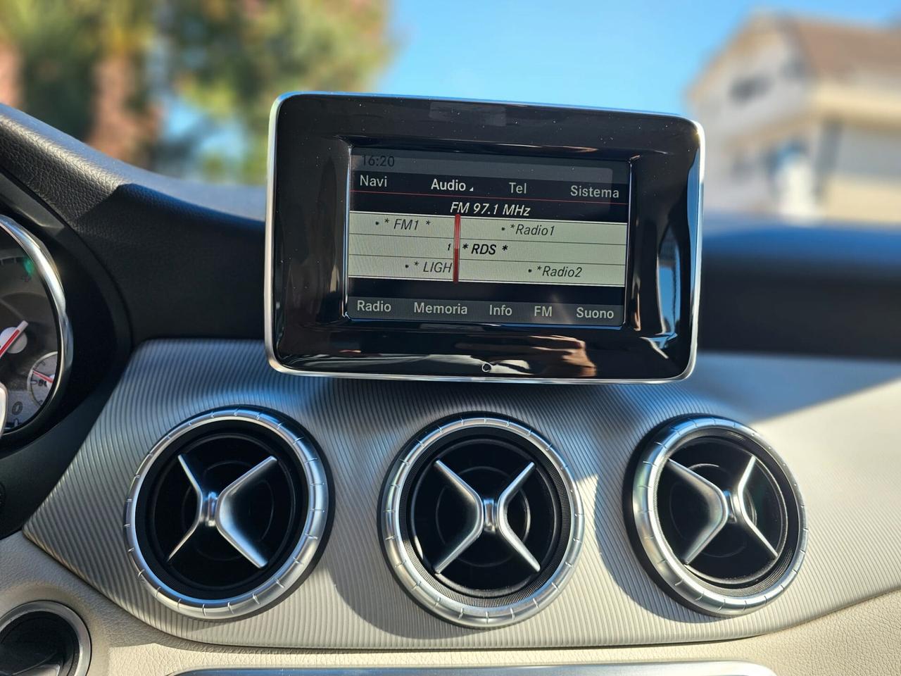 Mercedes-benz CLA 220 CDI Automatic Sport