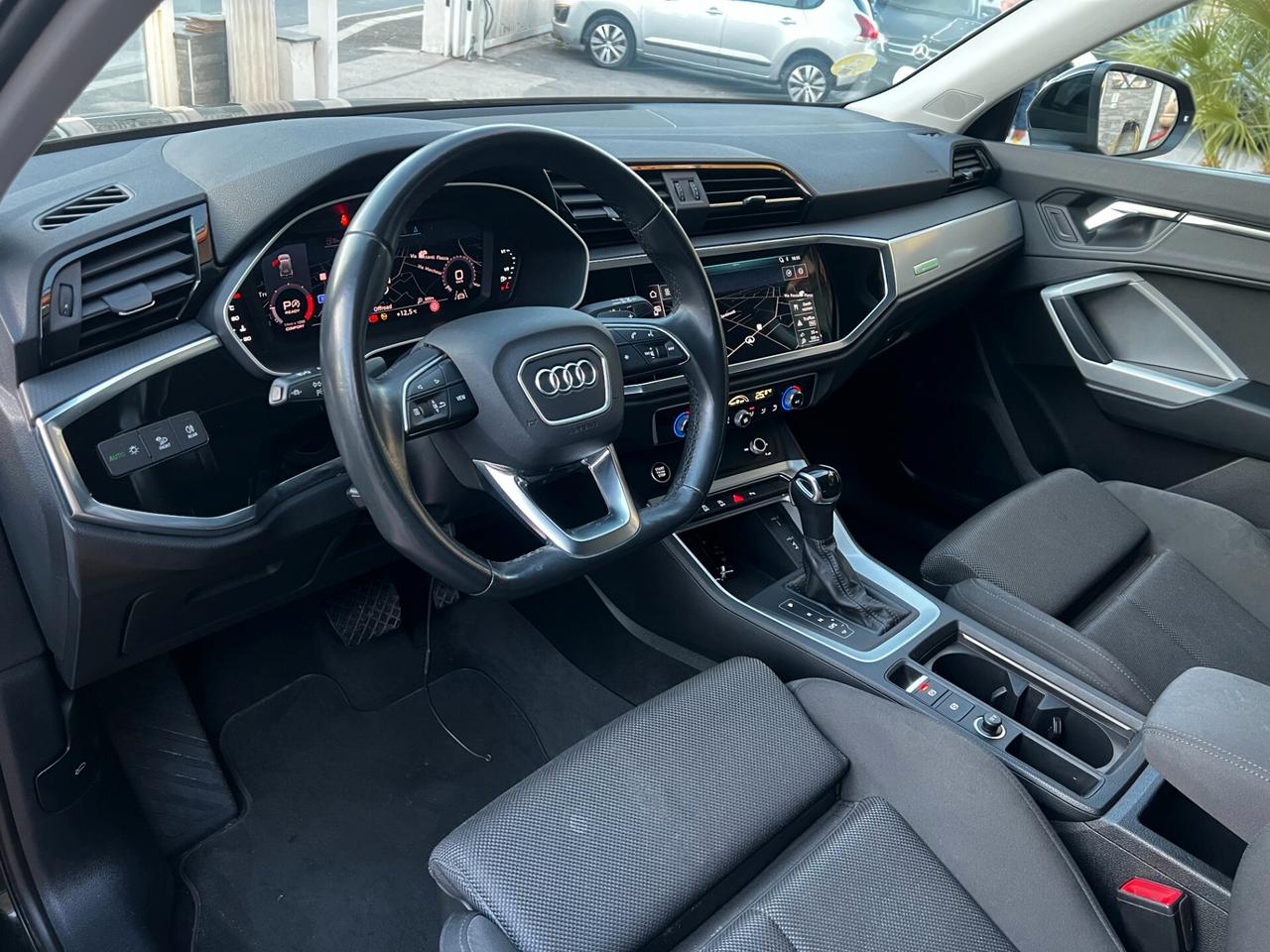 Audi Q3 35 TDI S tronic - 2020