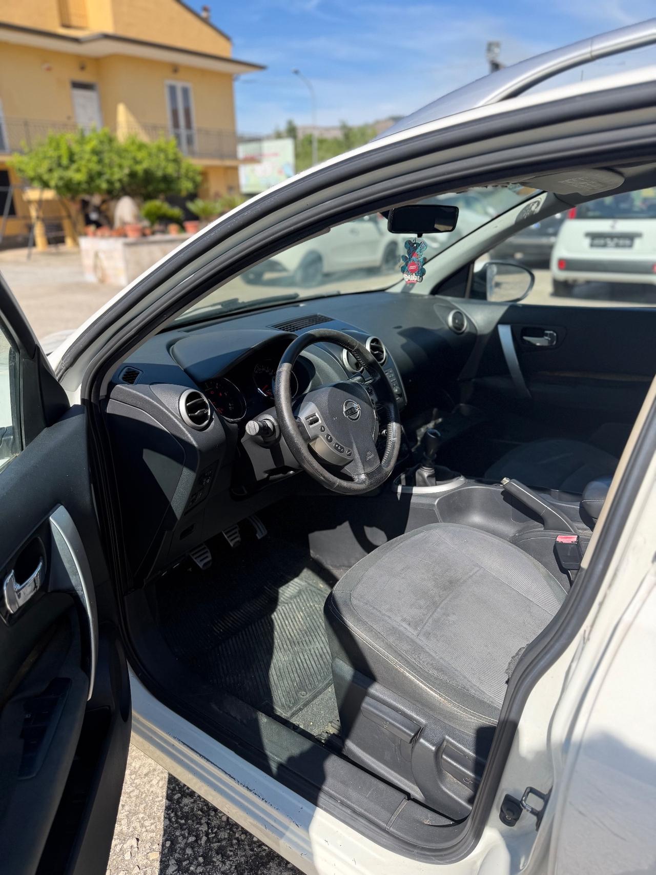 Nissan Qashqai Qashqai+2 2.0 dCi DPF Tekna