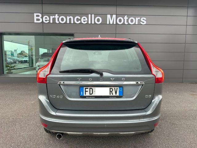 VOLVO XC60 2.0 D3 150cv Geartronic Kinetic