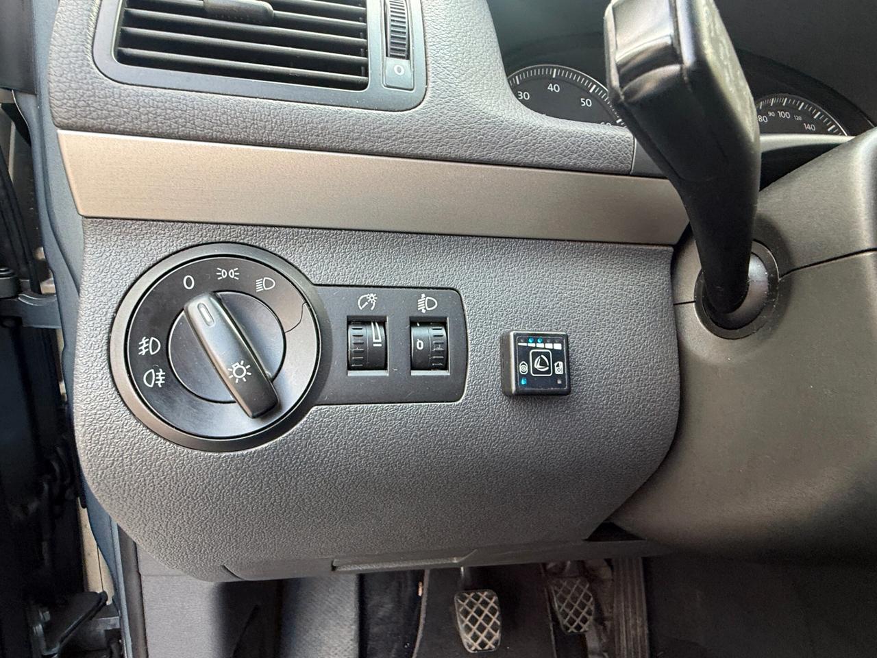 Volkswagen Touran 1.6 Trendline Bifuel G
