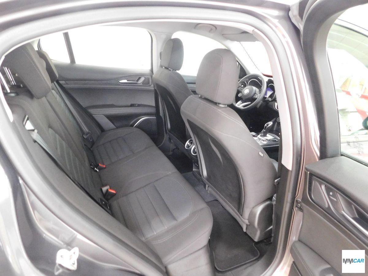 ALFA ROMEO - Stelvio - 2.2 T.diesel 160CV AT8 RWD Bus.