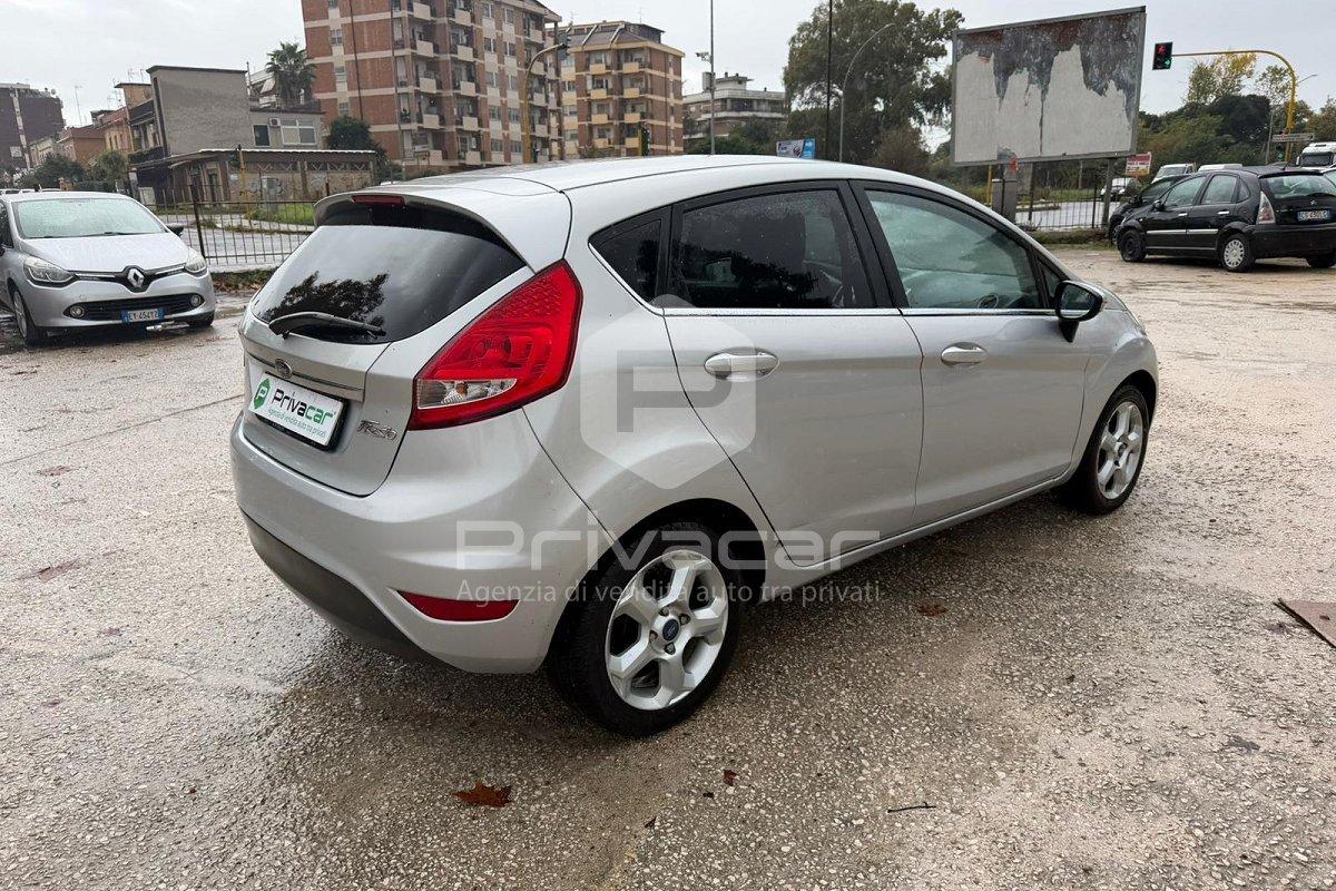 FORD Fiesta 1.4 5 porte Bz.- GPL Titanium
