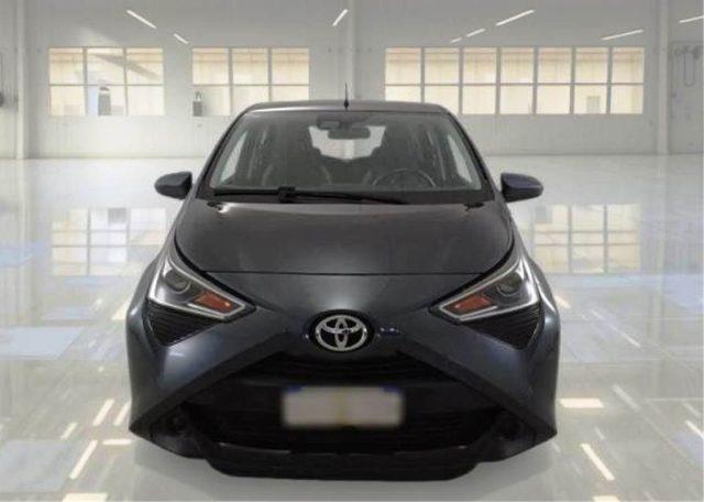 TOYOTA Aygo Connect 1.0 VVT-i 72 CV 5 porte x-play
