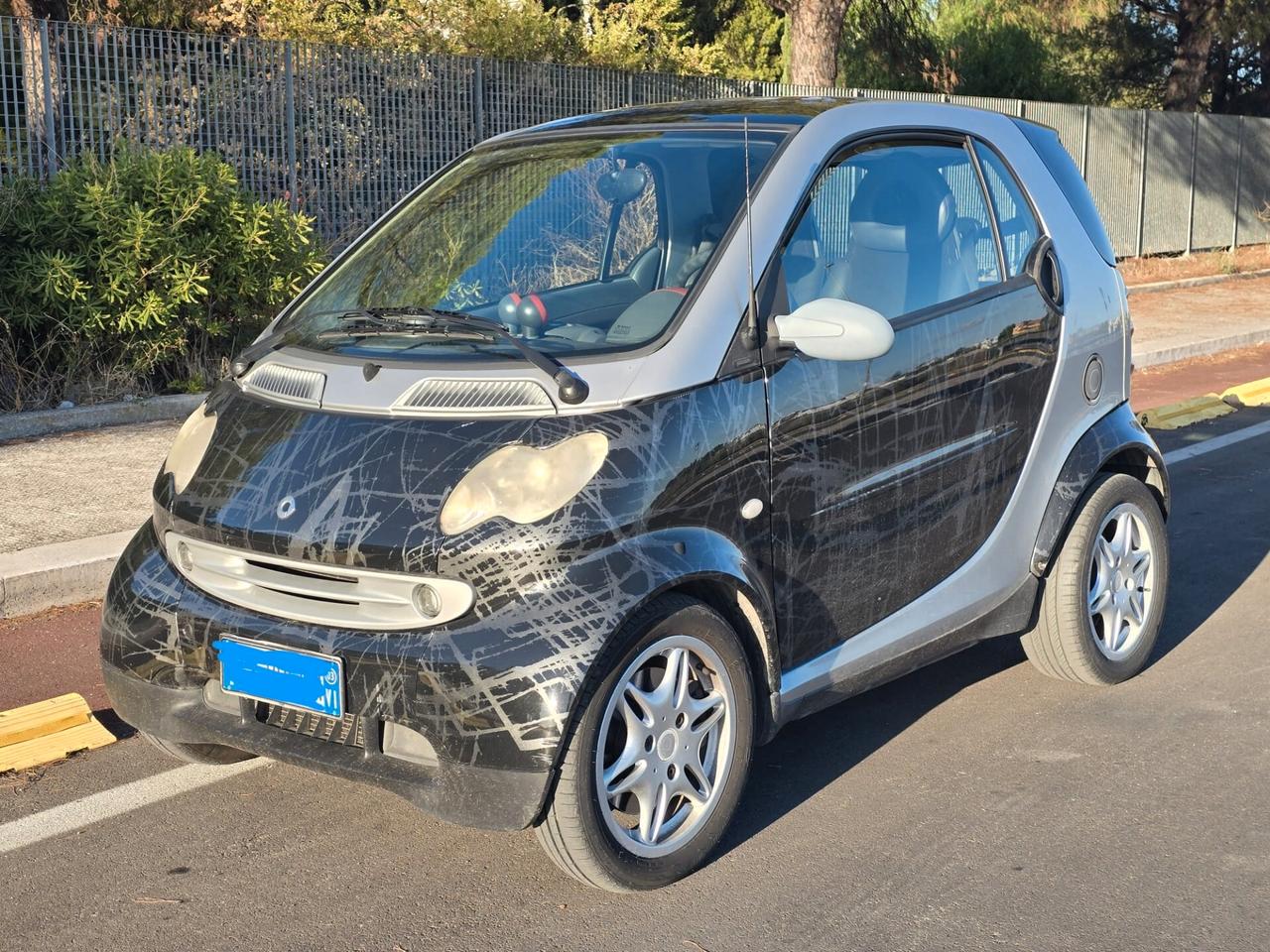 Smart 700 city-coupé pure (45 kW)