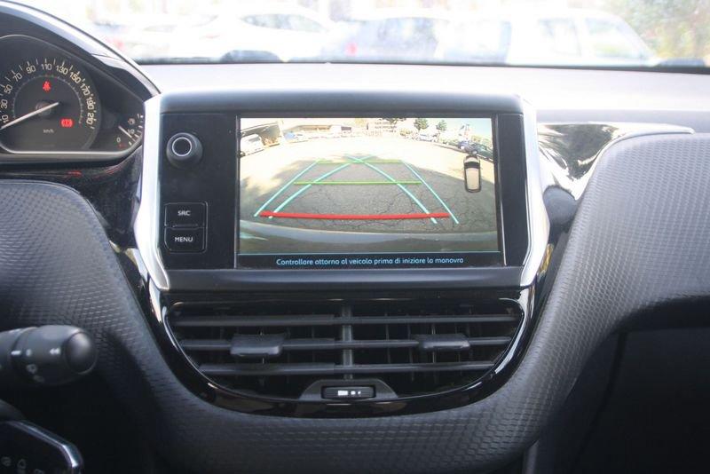 Peugeot 208 Allure PureTech 82cv