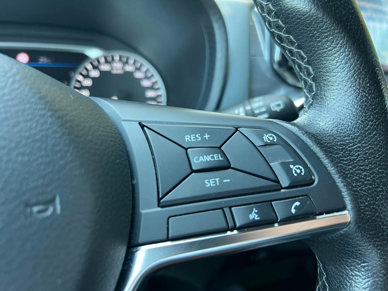 Nissan Juke 1.0 DIG-T 114 CV N-Connecta