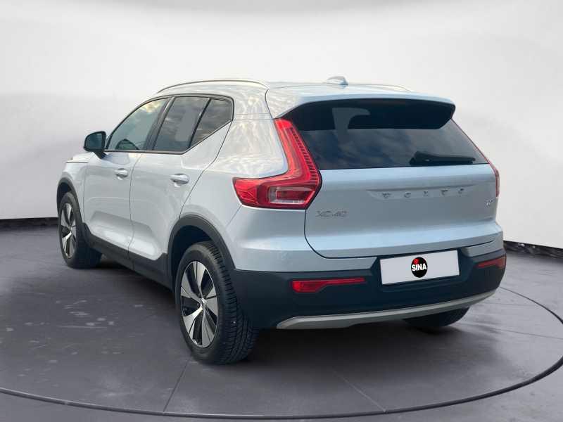 VOLVO XC40 1.5 t2 Momentum Pro AuTo