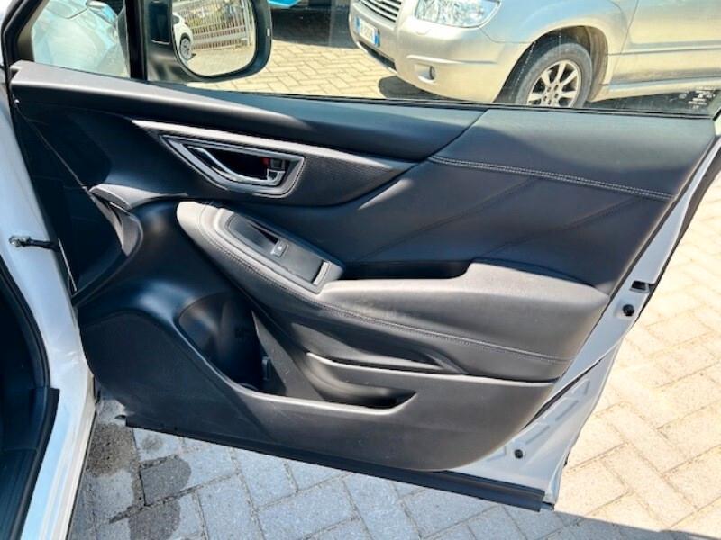 Subaru Forester 2.0 e-Boxer MHEV CVT Lineartronic Premium - Unico propietario -