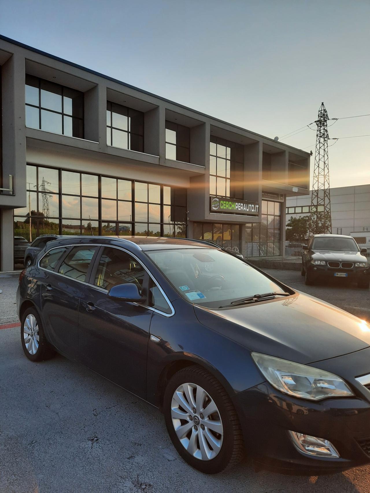 Opel Astra 1.7 CDTI 110CV Sports Tourer Cosmo