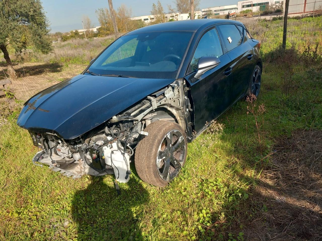 Cupra Leon Sportstourer 1.5 Hybrid 150 CV DSG SINISTRATA