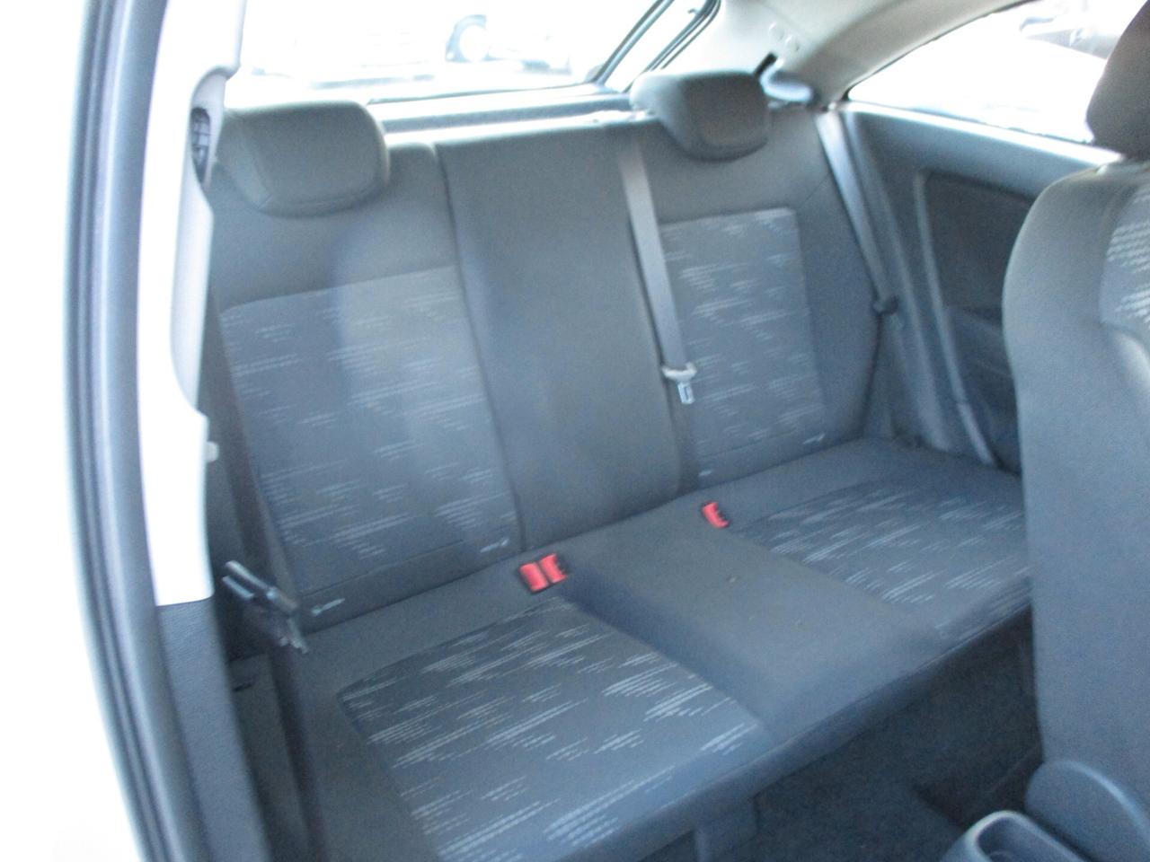 Opel Corsa 1.3 CDTI 95CV OK NEOPATENTATI 2012