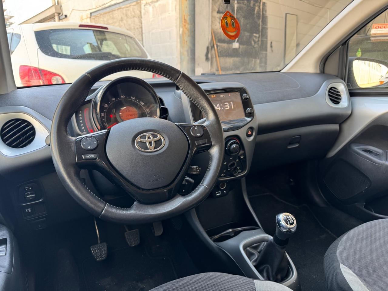 Toyota Aygo 1.0 VVT-i 72 CV 5 porte x-cite