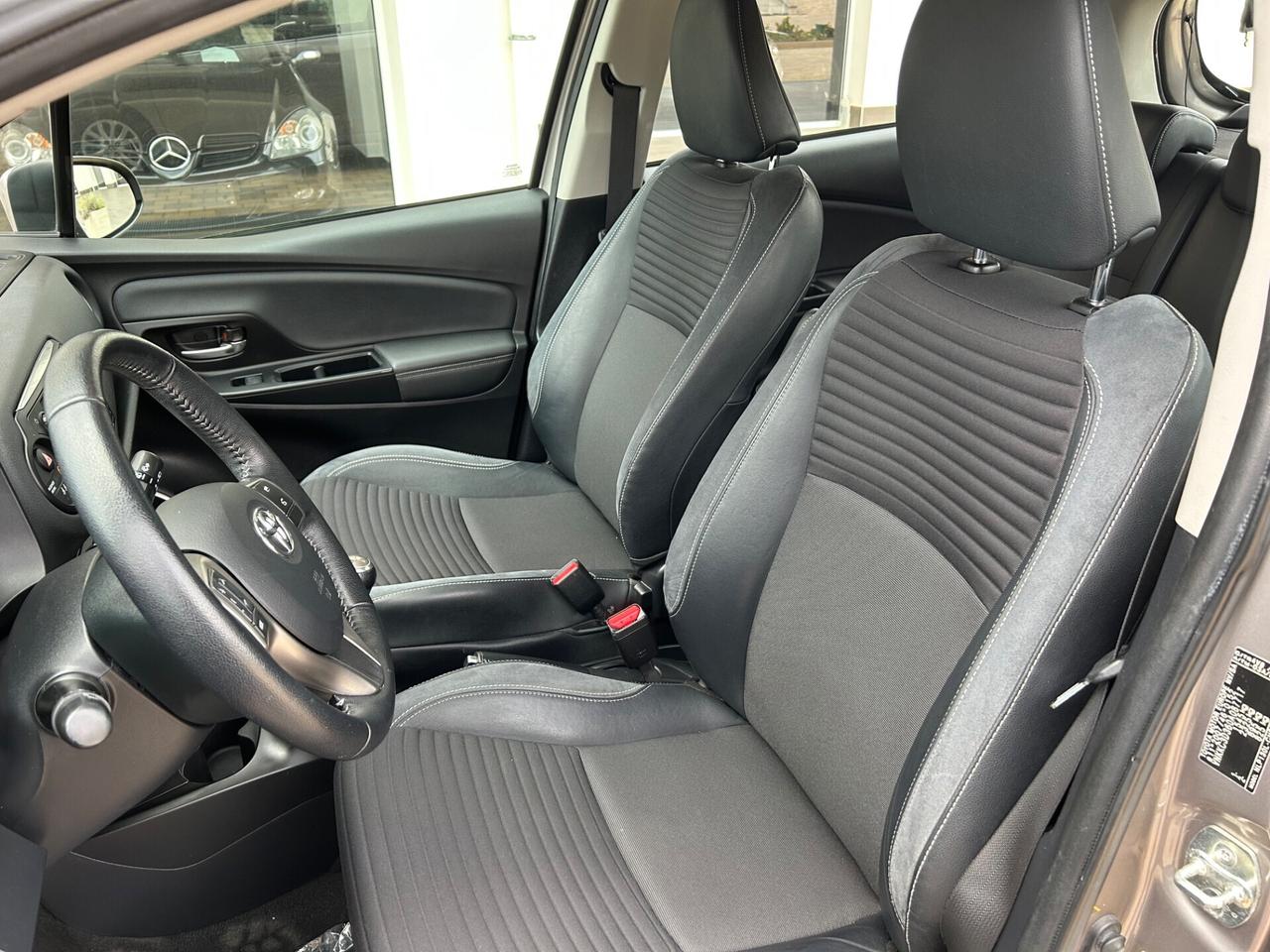 Toyota Yaris 1.4 D-4D 5 porte Lounge FULL OPTIONAL